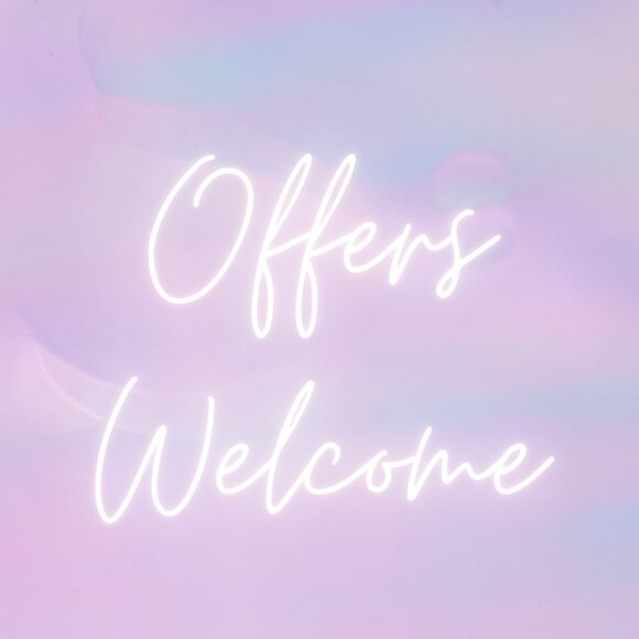 Old Navy Low Rise Geometric White/Pink Shorts Women's 4 - Picture 5 of 5